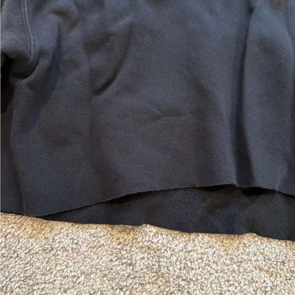 Wild Fable Black Boxy Cropped Sweatshirt - Picture 3 of 3